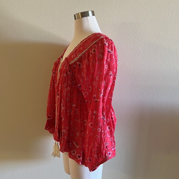 Free People Red blouse. - Picture 2 of 11